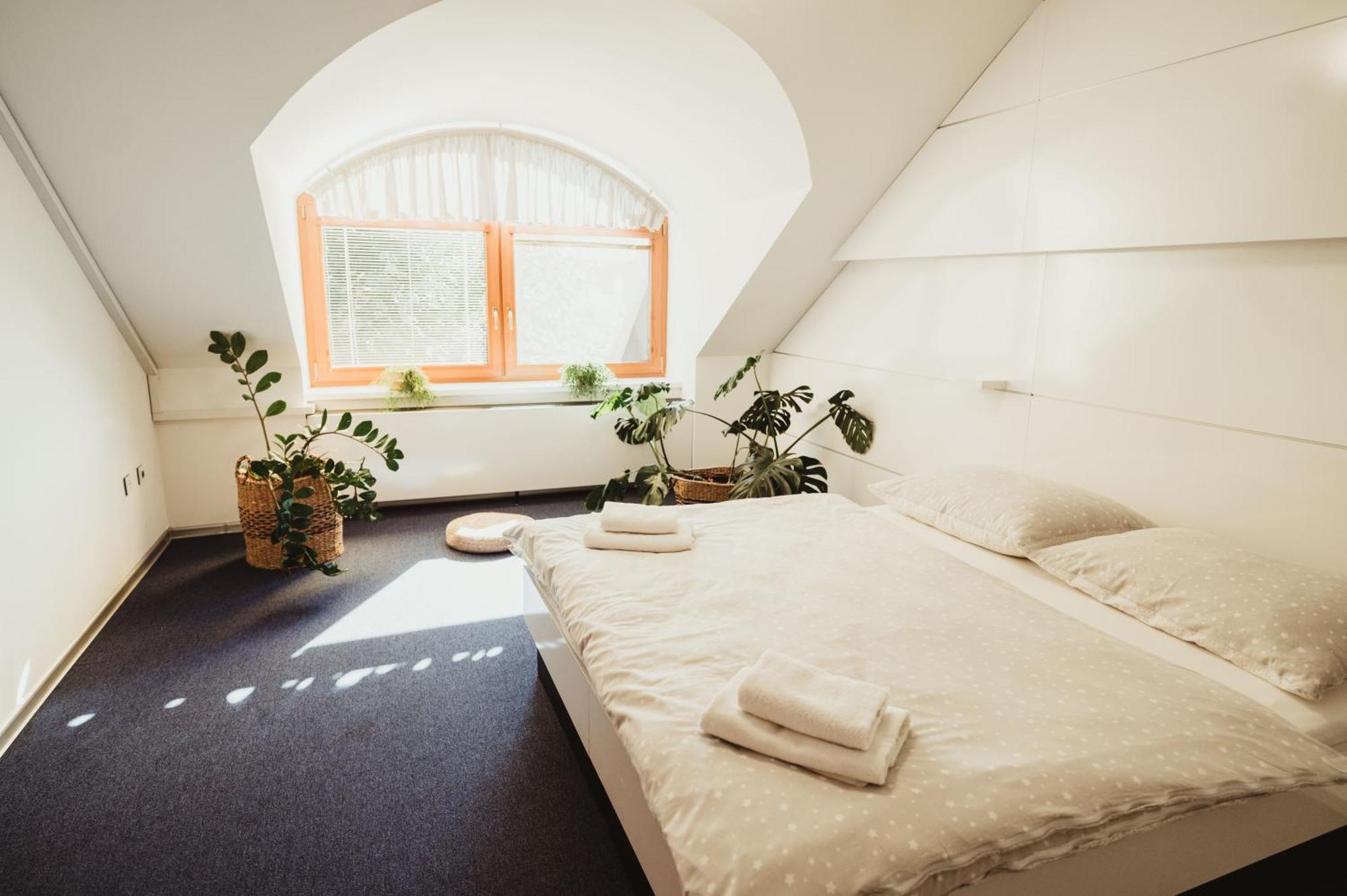 Hotel U Racka Ostrožská Nová Ves Exterior foto