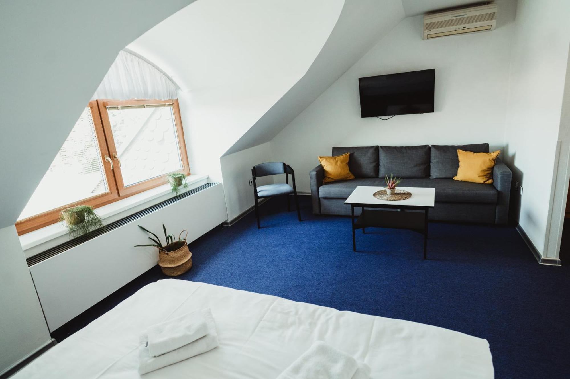 Hotel U Racka Ostrožská Nová Ves Exterior foto