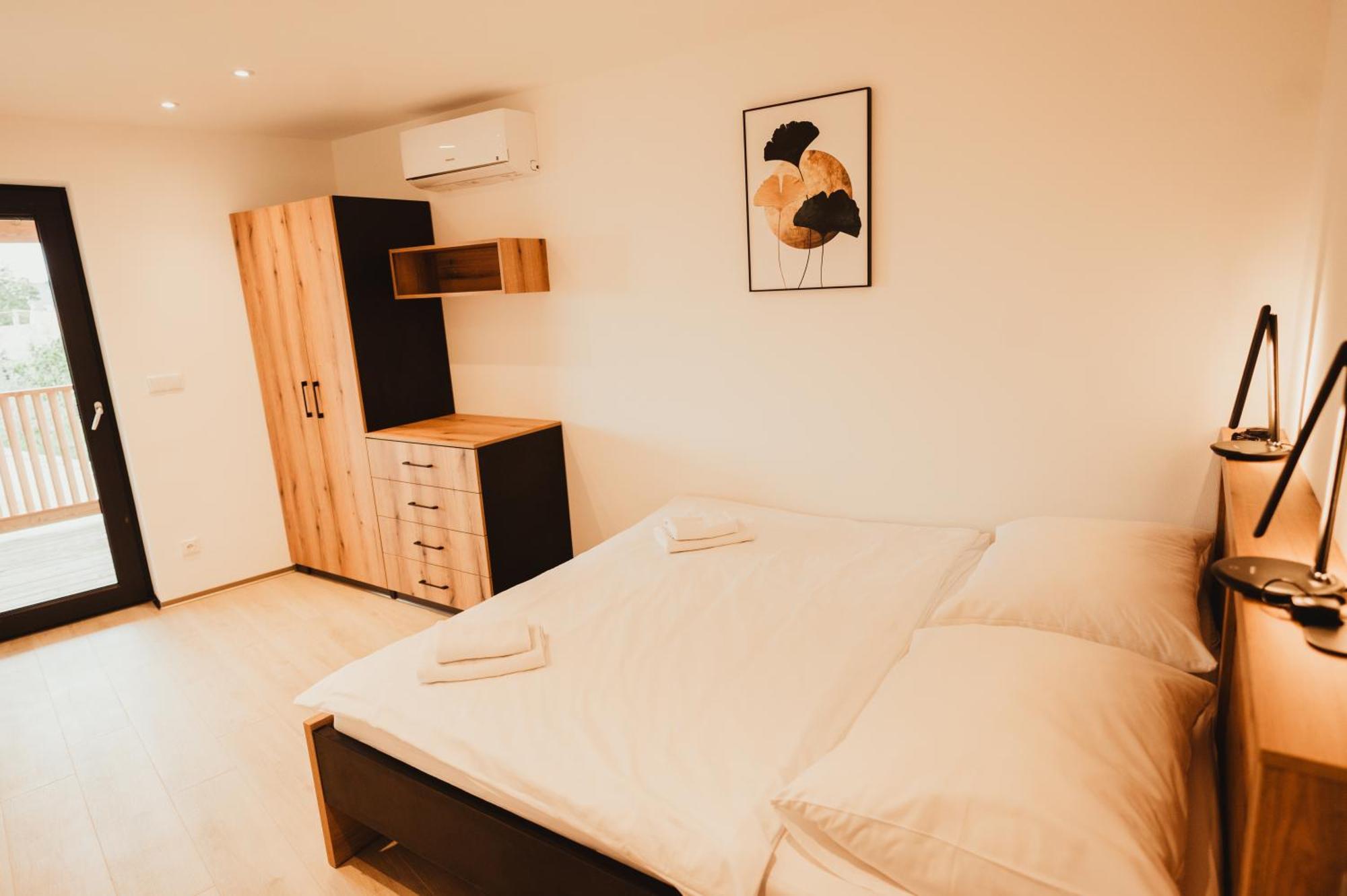 Hotel U Racka Ostrožská Nová Ves Exterior foto
