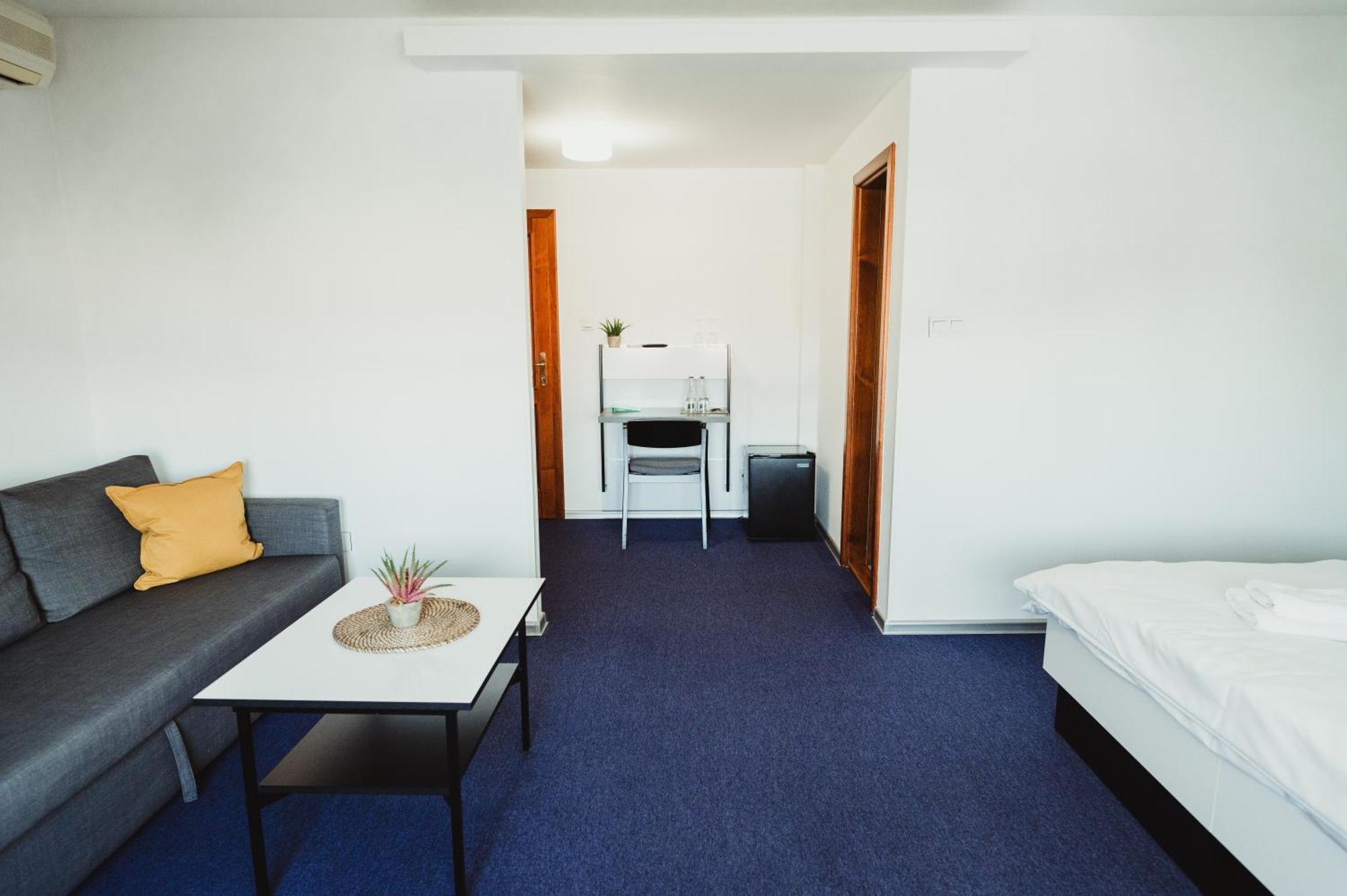 Hotel U Racka Ostrožská Nová Ves Exterior foto