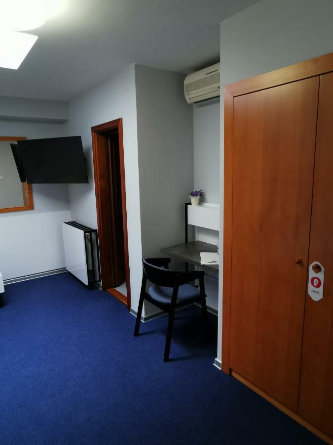 Hotel U Racka Ostrožská Nová Ves Exterior foto