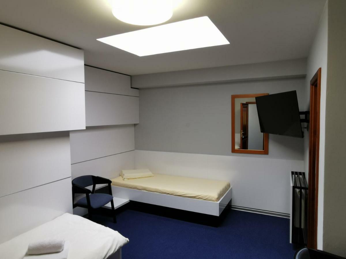 Hotel U Racka Ostrožská Nová Ves Exterior foto